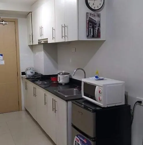 Moa's Spot At Sea Residences * Manila